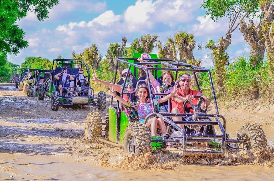 Tour en Buggies + Playa Macao + Cenote miniatura 3
